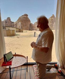 Lech Wałęsa w podróży. Zdalnie uczestniczył w niedzielnej mszy