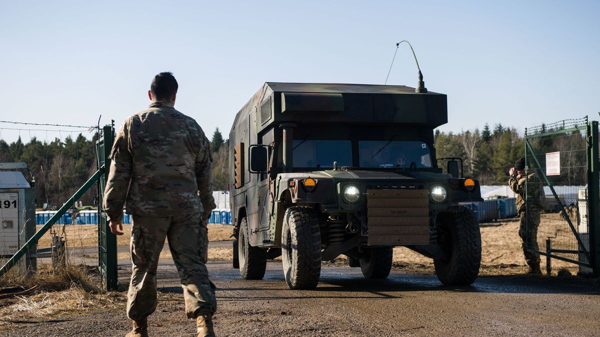 ARLAMOW, PODKARPACKIE, POLAND - 2022/02/24: A US military Humvee is leaving the military base at the Arlamow airport.
American soldiers arrived in Poland after Pentagon announced additional forces needed. They moved from the United States to Europe, to strengthen NATO's eastern flank. US soldiers created a military base at a small airport in Arlamow, close to the Ukrainian border at southern Poland where they are exercising after Russia invaded Ukraine. (Photo by Attila Husejnow/SOPA Images/LightRocket via Getty Images)