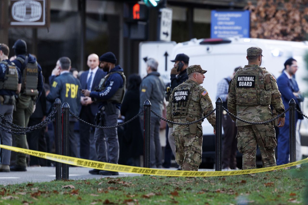 Śmierć gwardzistki po ataku w Waszyngtonie. Donald Trump potwierdza