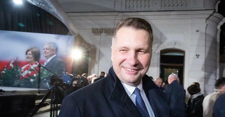 Awantura wokół "kuźni elit" Czarnka. Po protestach odwołano przetarg