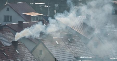 Nie będzie dopłat na pompy ciepła spoza Europy? Wraca program "Czyste Powietrze"