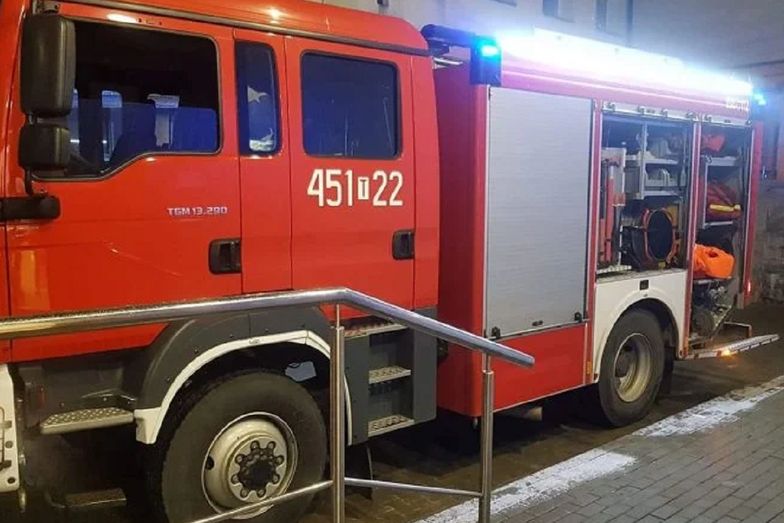 Pożar szpitala w Ostrowcu Św. Na miejscu aż 6 zastępów straży pożarnej