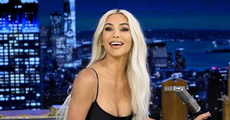 Kim Kardashian znowu szokuje. Pokazała pupę na okładce amerykańskiego magazynu