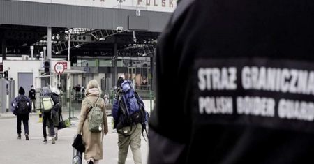 Terrorystka chciała dostać się do Polski. Wyglądem zaskoczyła strażników