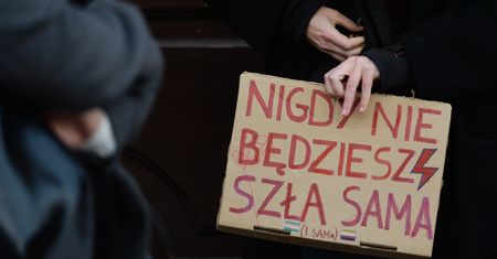 Strajk Kobiet. Chciał celowo zarazić księdza koronawirusem? Jest wyrok sądu