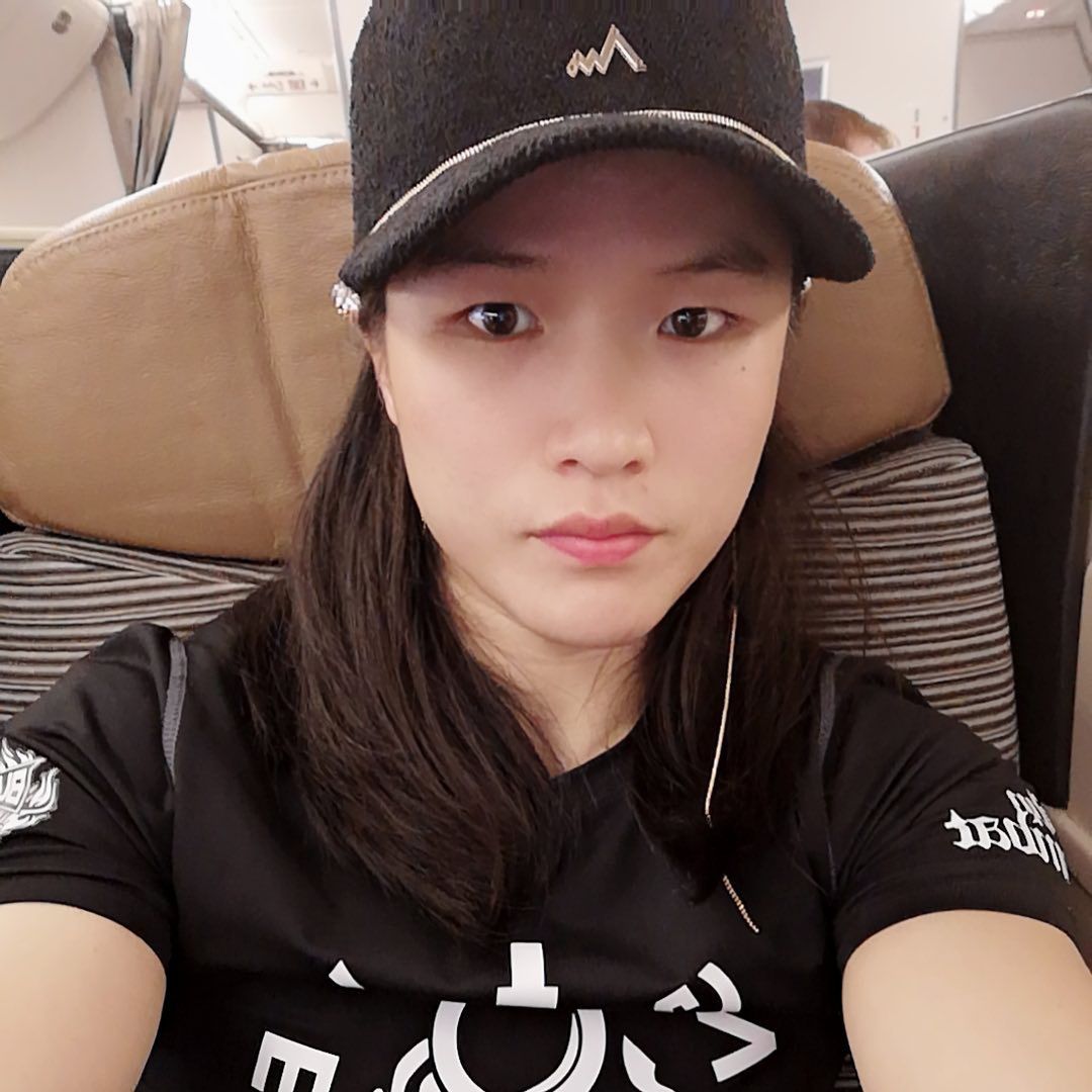 Weili Zhang