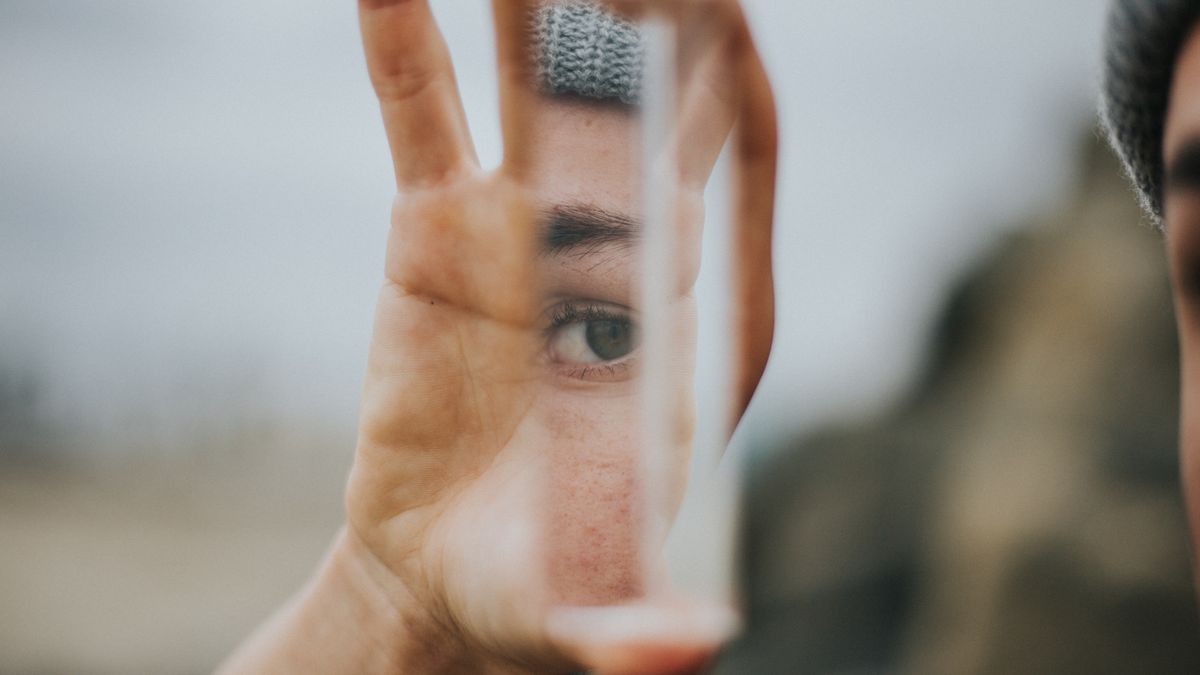 Jak wykryć lustro weneckie?