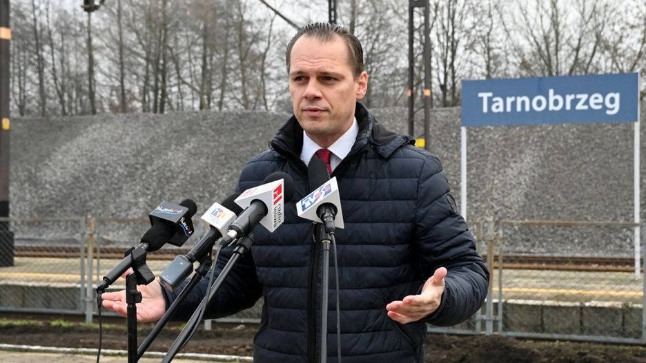 Poseł R. Weber zwołał konferencję w Tarnobrzegu