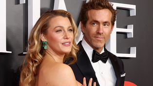 Ryan Reynolds w panice ratował ZSZARGANĄ reputację Blake Lively! Wyciekły jego PRYWATNE SMS-y: "To najbardziej NIEPOKOJĄCA rzecz, jaką widziałem"