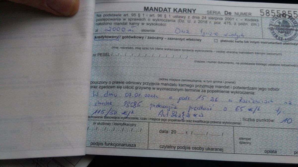 Kierująca przekroczyła dopuszczalną prędkość w terenie zabudowanym o 65 km/h 