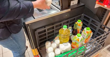Przyjeżdżają busami z Czech i Niemiec. Hurtowo wykupują te produkty