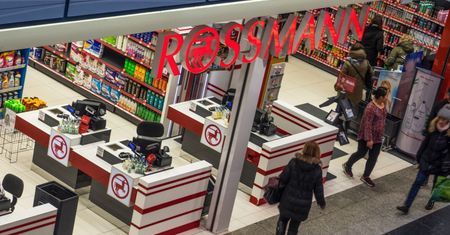 Hitowe perfumy za grosze. Rossmann szaleje bez granic