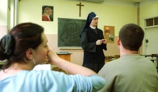 Bez religii w szkole nie będzie komunii? Kościół szuka "nowych dróg"