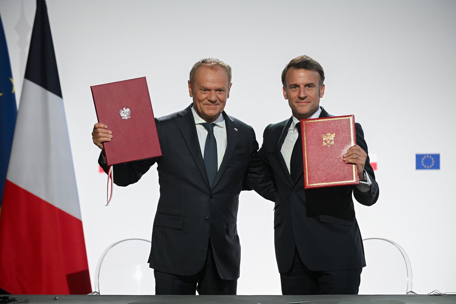 Nowy traktat polsko-francuski. Tusk i Macron złożyli podpisy