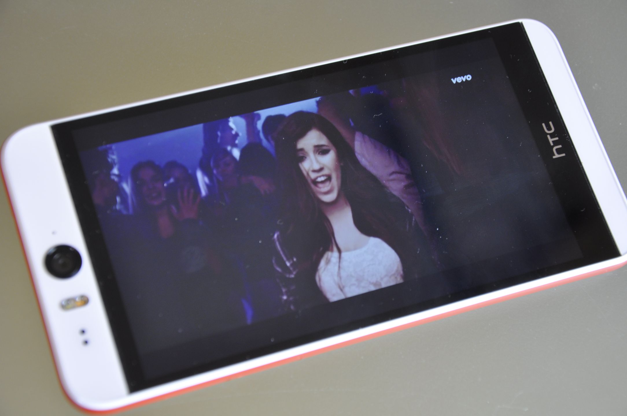 HTC Desire Eye - test i recenzja smartfona dla miłośników selfie 22