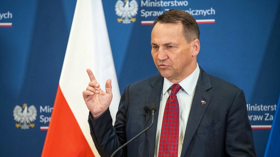 Sikorski: Budżety obronne w Europie wzrastają, bo Rosja nam grozi