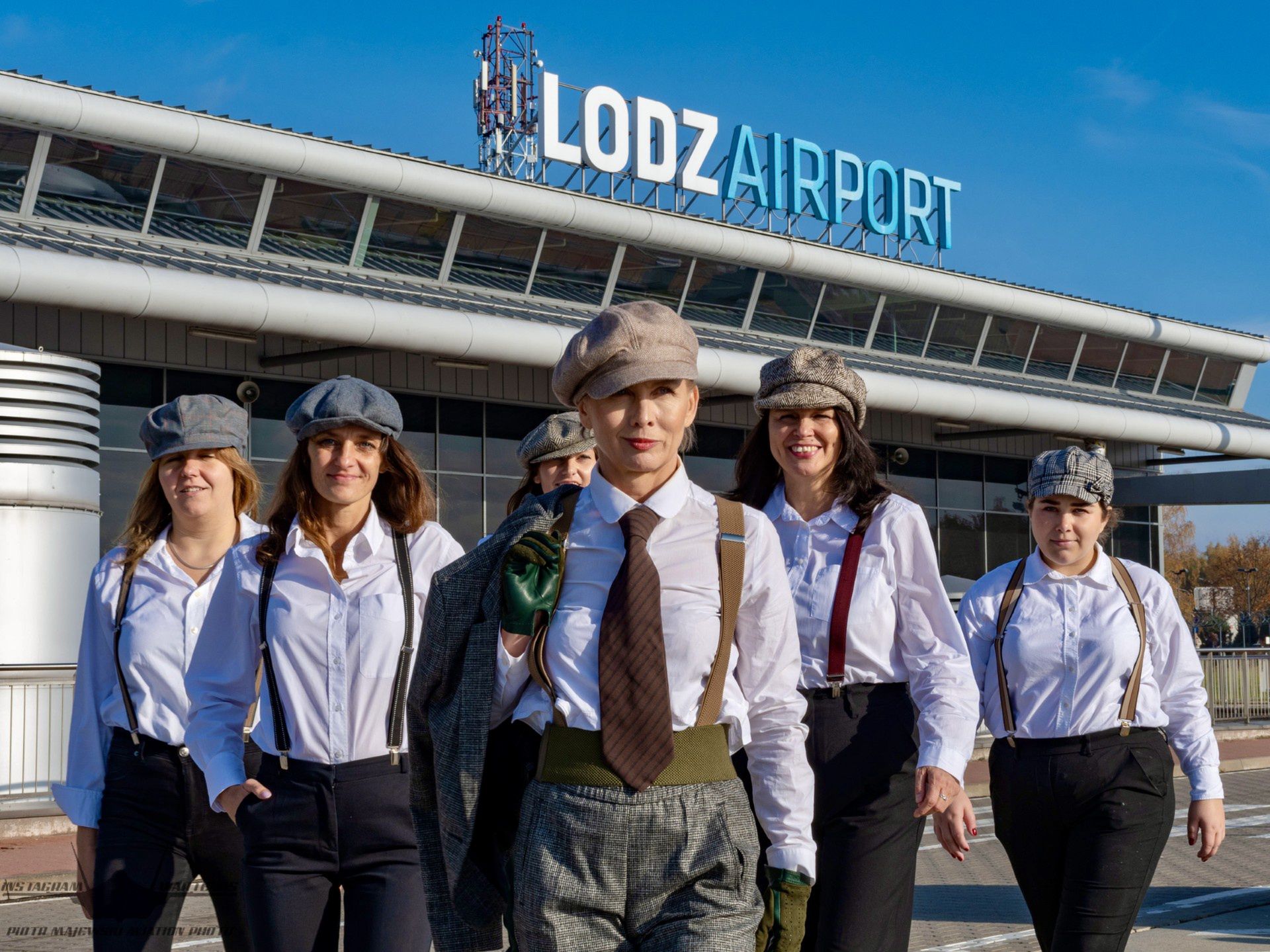 Dr Anna Midera z zespołem Portu Lotniczego w Łodzi