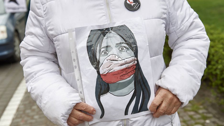 Aborcja w Polsce.  Na fot. protest w sprawie zaostrzenia prawa