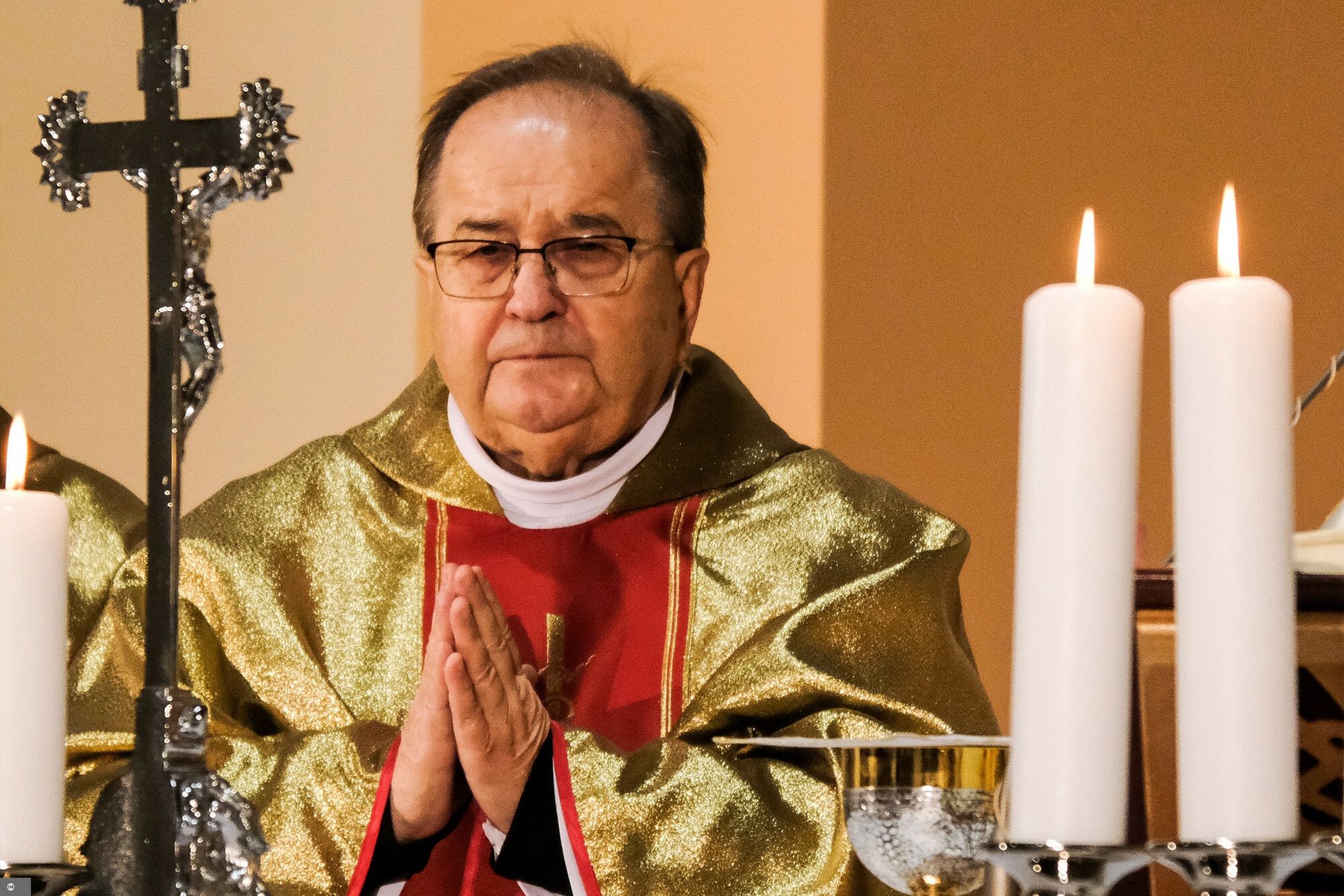 29. urodziny Radia Maryja w Bydgoszczy08.12.2020 Bydgoszcz 29. urodziny Radia Maryja Msza celebrowana przez biskupa Jana Tyrawe w kosciele sw. Jadwigi Krolowej w Bydgoszczy, N/z Tadeusz Rydzyk  fot Adam Juszkiewicz/REPORTERAdam Juszkiewicz/REPORTER