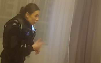 Miał nóż na gardle. Odezwała się po polsku. Jest bohaterką na Wyspach