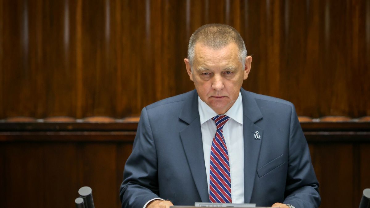 ANDRZEJ IWANCZUK/REPORTER