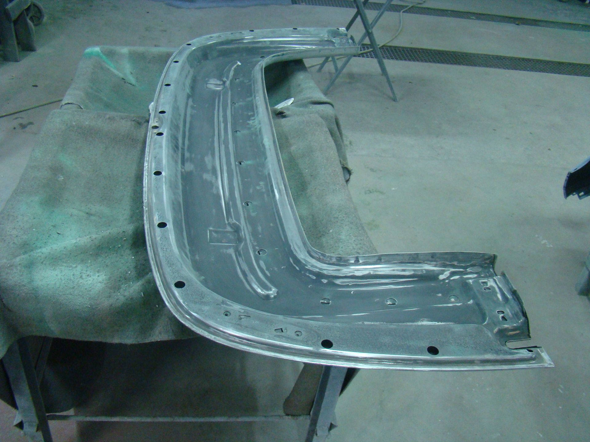 Mercedes 450 SL (R107) - pokrywa dachu