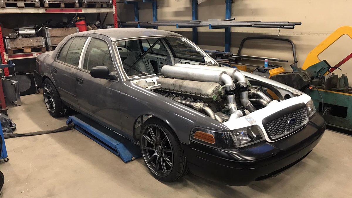 Oto Meteor Interceptor - jedyny na świecie radiowóz z tak dużym silnikiem.