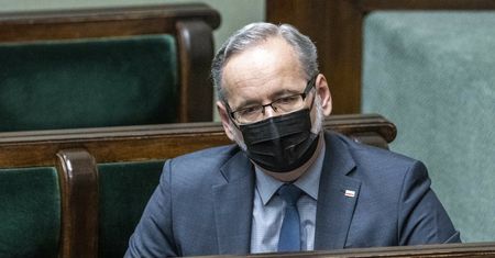 Awaria systemu szczepień nie była przypadkiem? MZ: "to jawne kłamstwo"