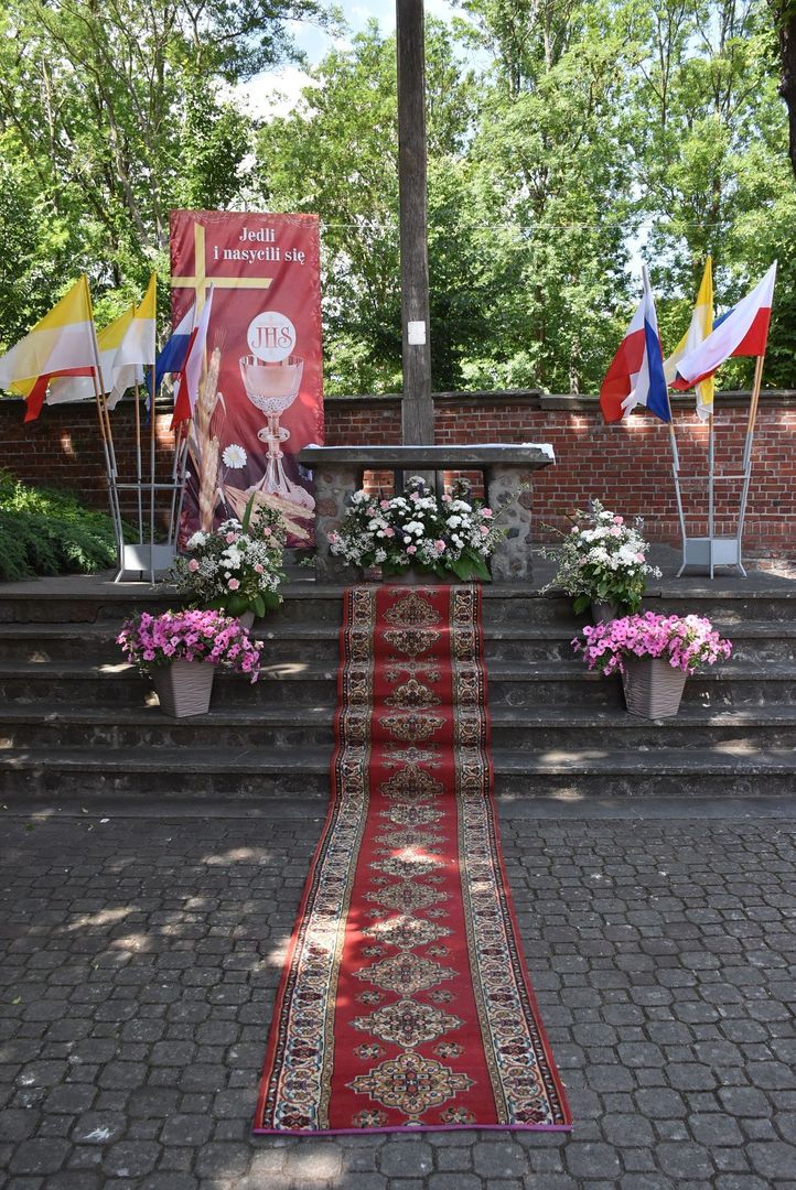 Procesja Bożego Ciała w centrum Malborka