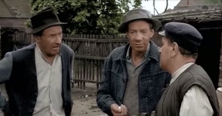 "Sami swoi". 10 pytań o kultową polską komedię