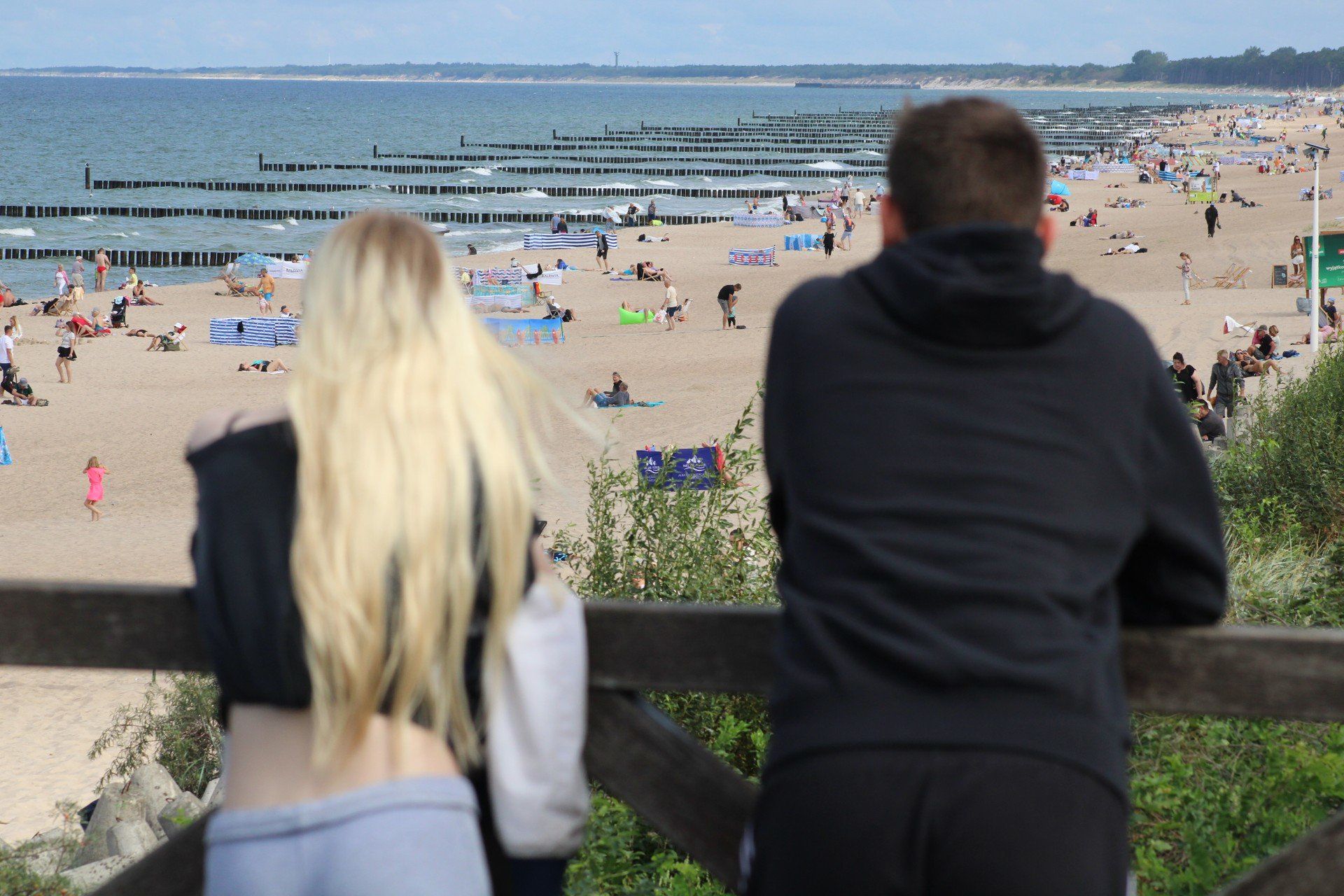 CIEPŁA JESIEŃ NA MIELEŃSKIEJ PLAŻY