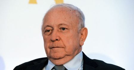 Zbigniew Grycan zamyka lodziarnie w centrach handlowych. "Zakaz handlu w niedzielę źle wpłynął na wyniki firmy"