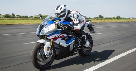 BMW S 1000 RR, czyli najszybszy model niemieckiej marki