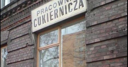 Koronawirus zapukał do drzwi najsłynniejszej pączkarni w Warszawie. "Każdy pączek jest na wagę złota"