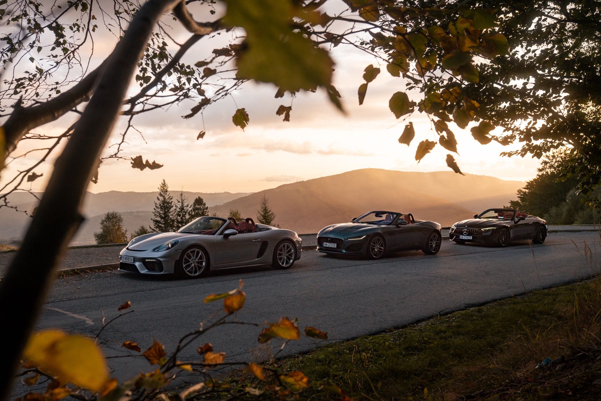 Porsche 718 Spyder vs. Mercedes-AMG SL 63 vs. Jaguar F-Type P450 