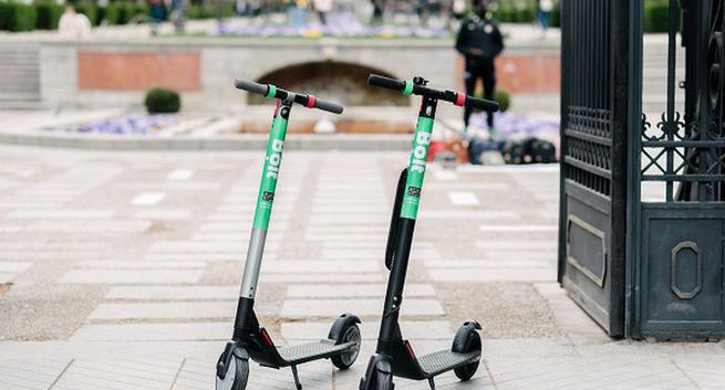 Bolt testuje w Polsce rozwiązanie AI ułatwiające prawidłowe parkowanie hulajnóg