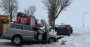 Maków Mazowiecki: Zderzenie dwóch samochodów. Obaj kierujący w szpitalu