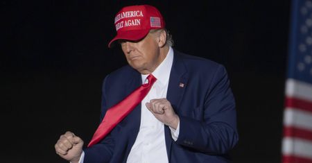 Zagraniczne media o Trumpie: Niebezpieczny klaun ponownie za sterami