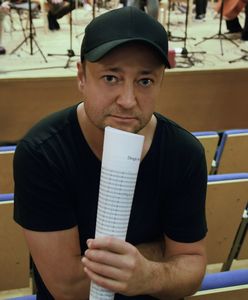 "Zostań Nerdem" – zachęcają w nowym singlu Czesław Mozil i Kasia Łaska! Nowa płyta już w przedsprzedaży