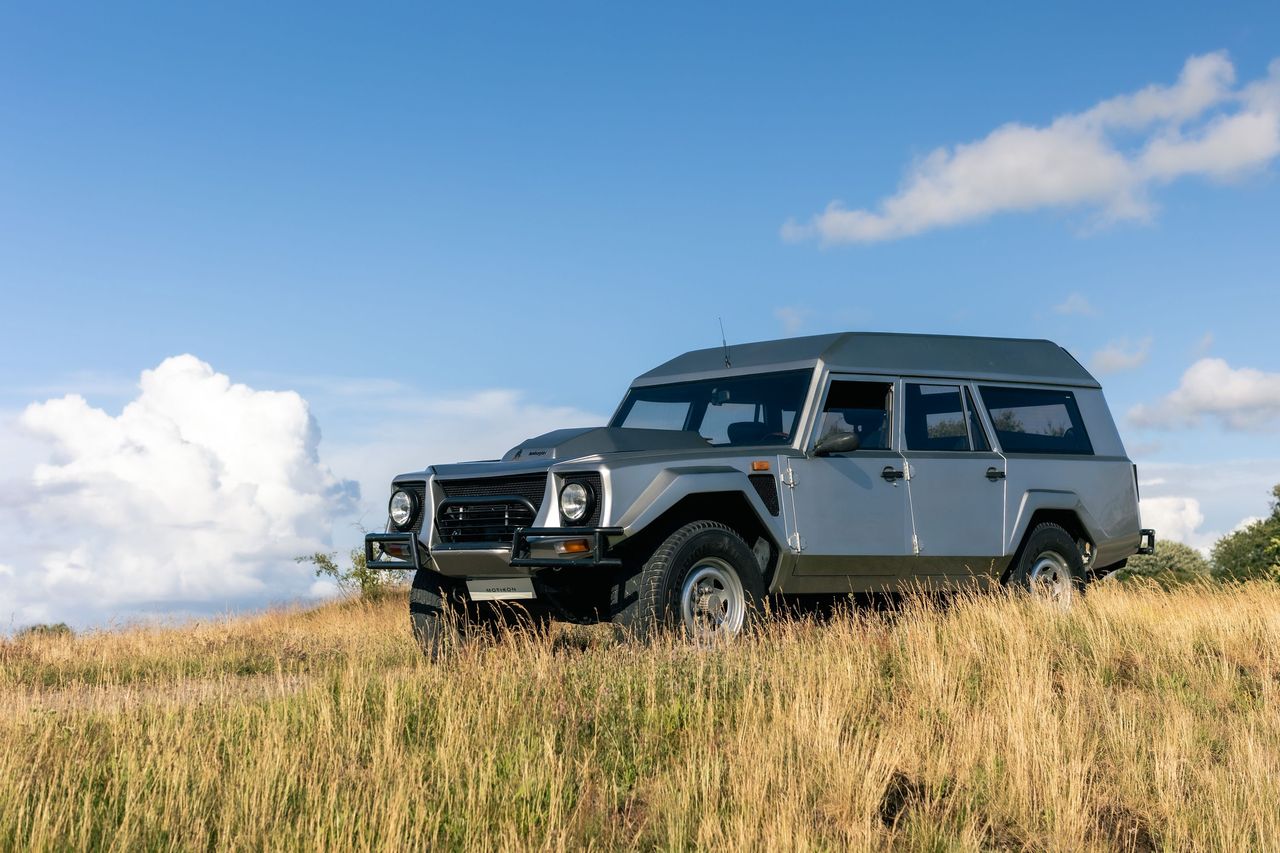 Lamborghini LM002 Wagon