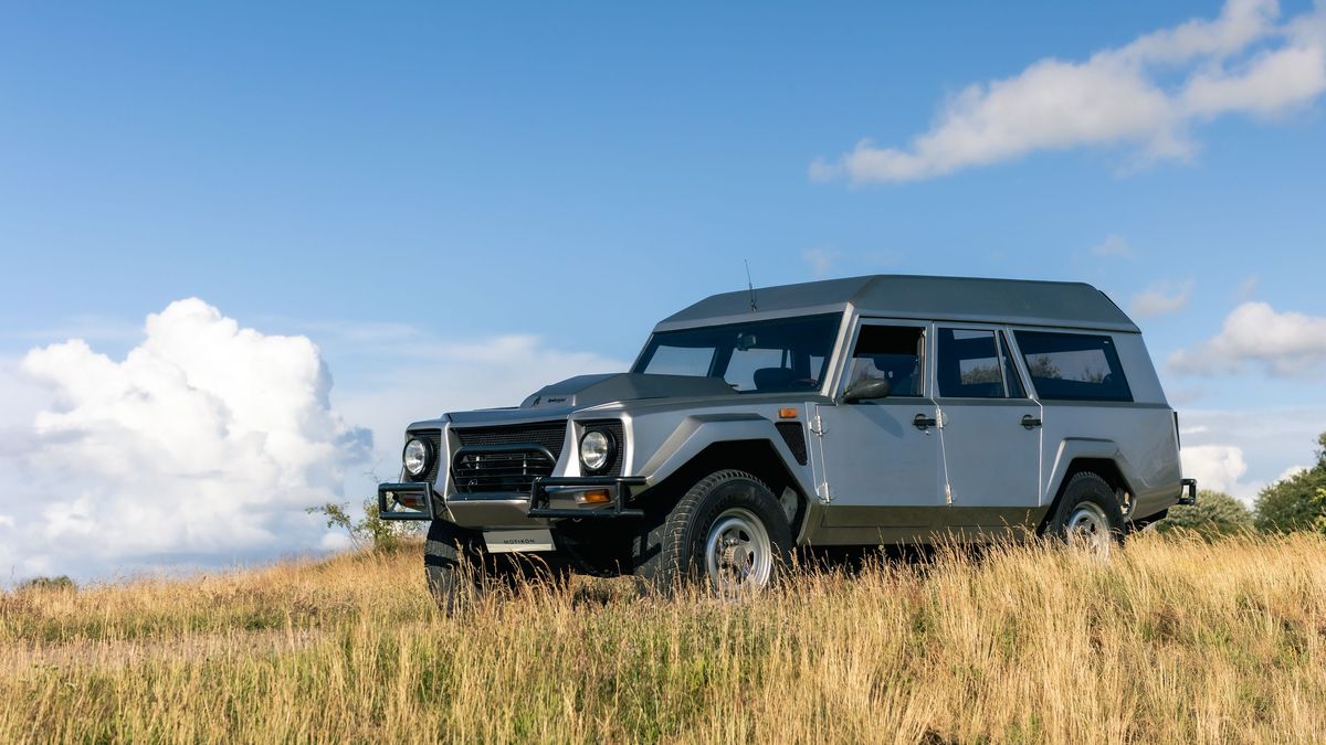 Lamborghini LM002 Wagon