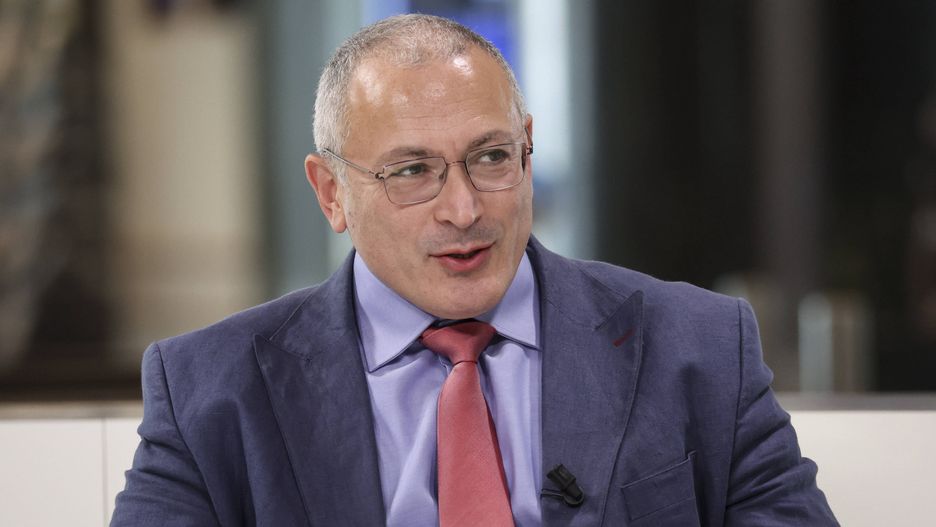 Śmierć Nawalnego. Chodorkowski przekazał Rosjanom instrukcję