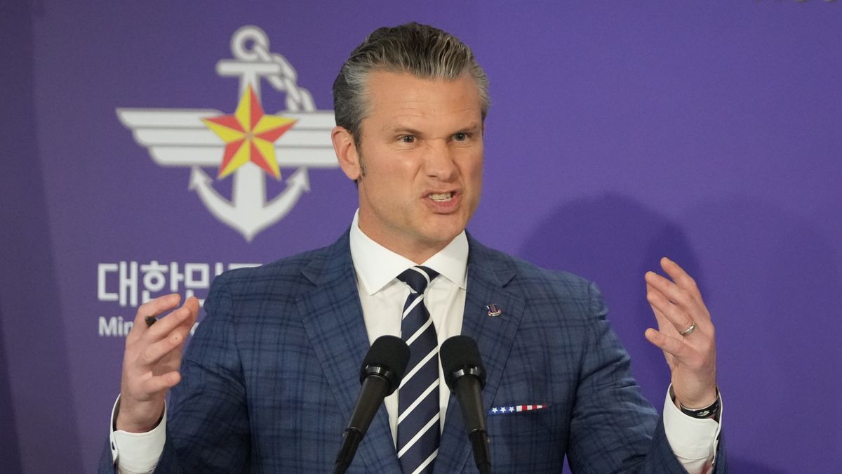 SEOUL, SOUTH KOREA - NOVEMBER 04: U.S. Defense Secretary Pete Hegseth speaks during a joint press conference with South Korean Defense Minister Ahn Gyu-back, following the 57th Security Consultative Meeting at the Defense Ministry on November 04, 2025 in Seoul, South Korea. The defense chiefs of South Korea and the United States were set to hold their annual security talks in Seoul to discuss a range of security issues, such as how to modernize the decadeslong alliance between the two nations. (Photo by Lee Jin-man - Pool/Getty Images)