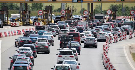 Bezpłatny przejazd autostradą. "Na podstawie biletu zerowego"