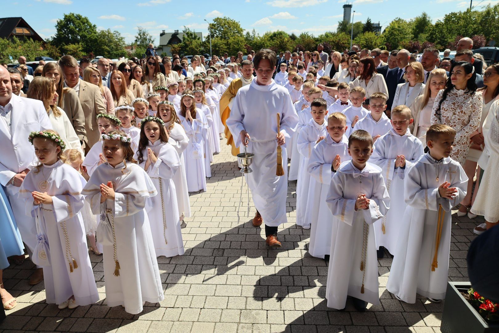 Dzieci przyjęły Chrystusa do swojego serca w parafii pw. św. Marii Magdaleny w Krotoszynie