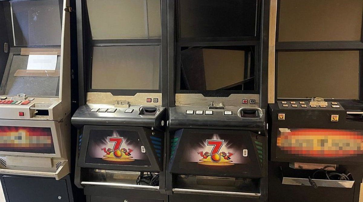 Warszawa: Służby zlikwidowały nielegalny punkt hazardowy