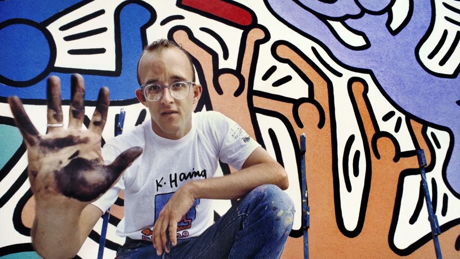 Keith Haring
Artist Keith Haring working at the mural "Tuttomondo" on the rear wall of the Church of Sant'Antonio in Pisa, 1989. (Photo by Marcello Mencarini/Getty Images)
Marcello Mencarini
huty39139