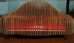 W Katowicach stanęła pulsująca ławka jako symbol bicia serca miasta