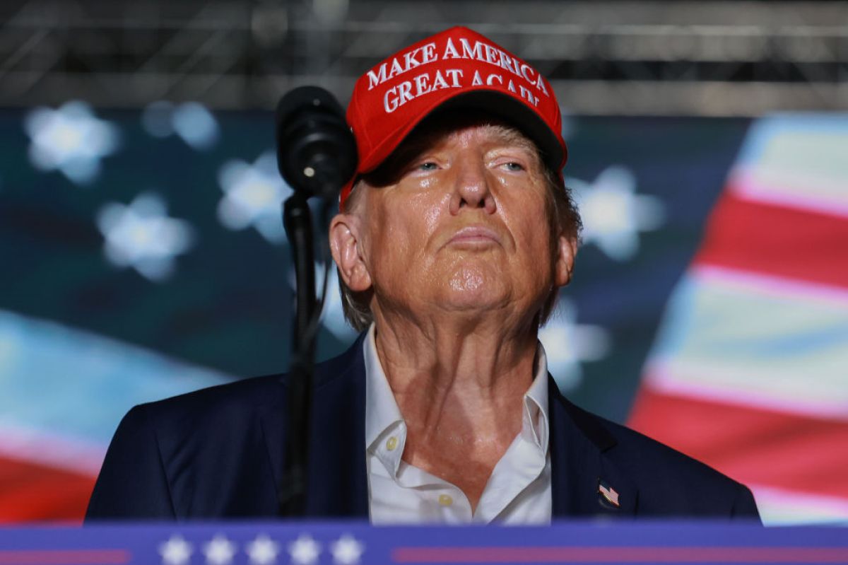 Photographer Doug Mills captures the moment Trump nearly shot