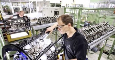 Renault i Mercedes-Benz wymieniają się silnikami